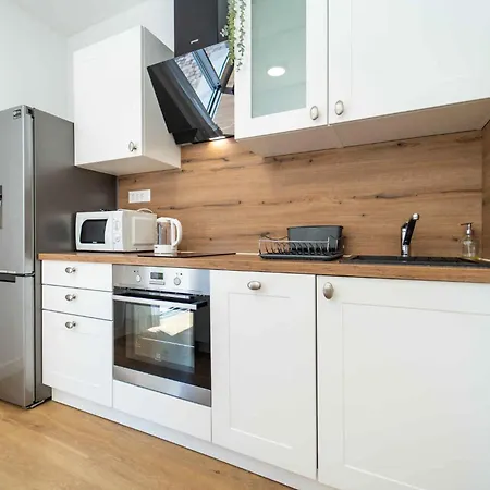 In 8184 Apartment Biograd Na Moru