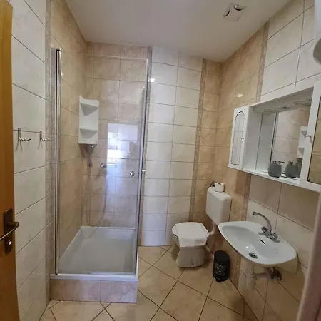 In 8184 Apartment Biograd Na Moru
