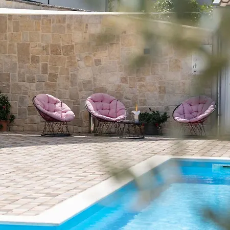 In 8184 Apartman Biograd na Moru